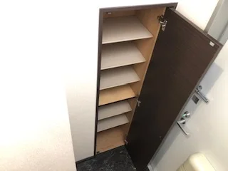 シューズボックス