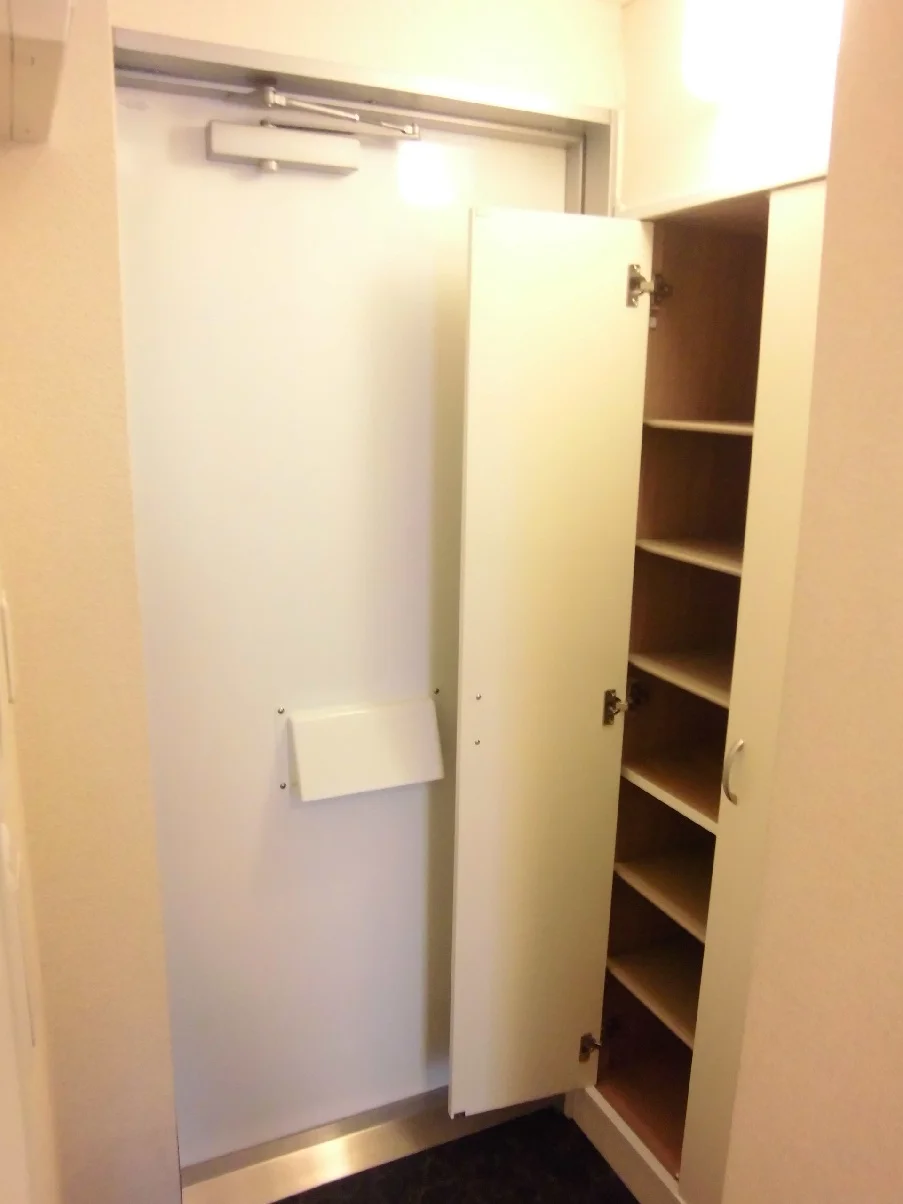 大容量シューズボックス