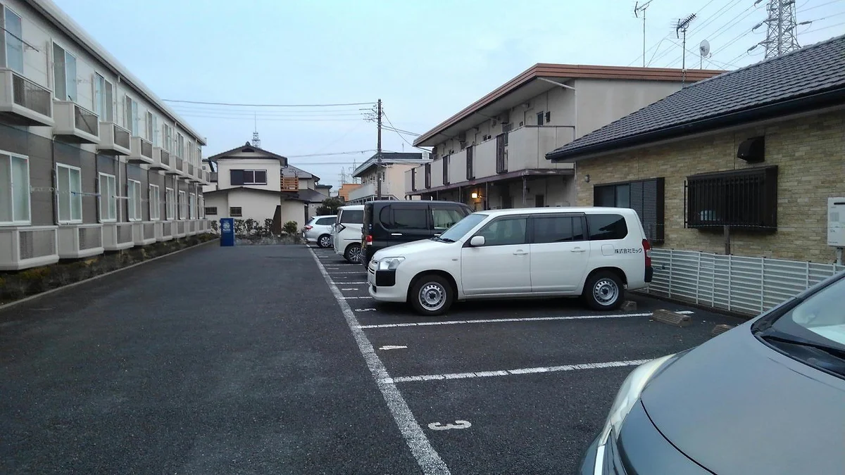 敷地内に駐車場あり