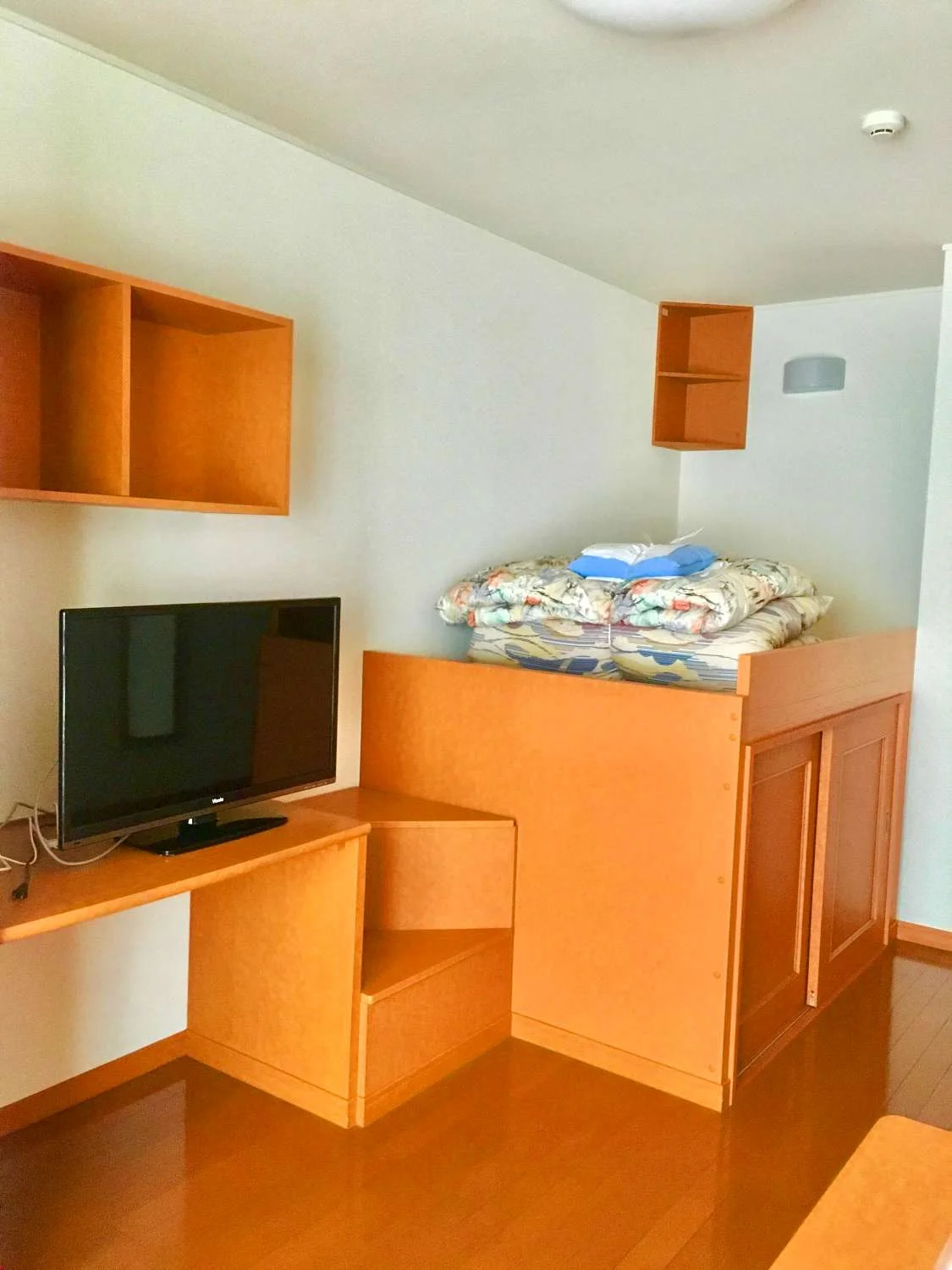 嬉しい家具・家電付き(布団は短期プラン時のみです）