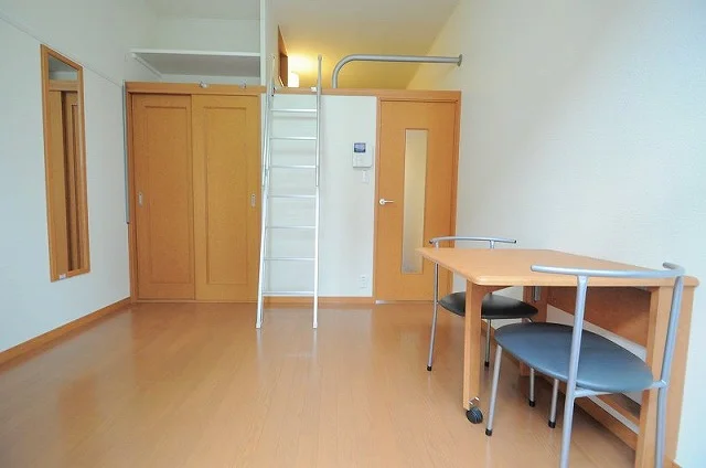 1Ｆフローリング2Ｆ絨毯