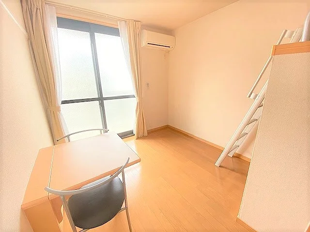 1F フローリング　２Ｆ/3F カーペット