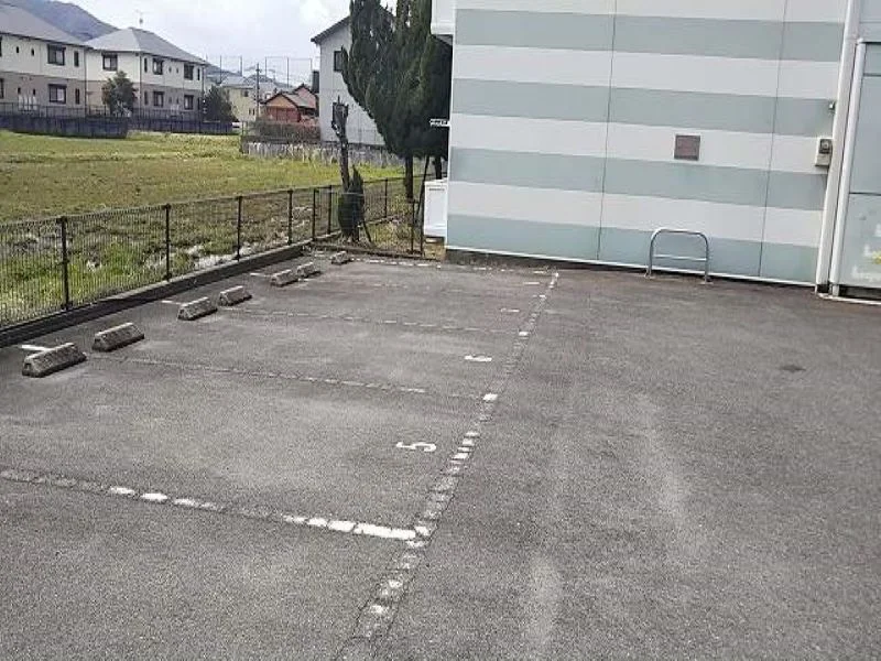 設備・使用は号室により異なる為、現況を優先致します。