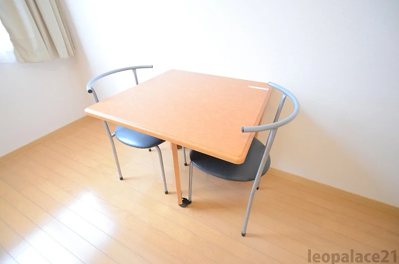 設備・使用は号室により異なる為、現況を優先致します。