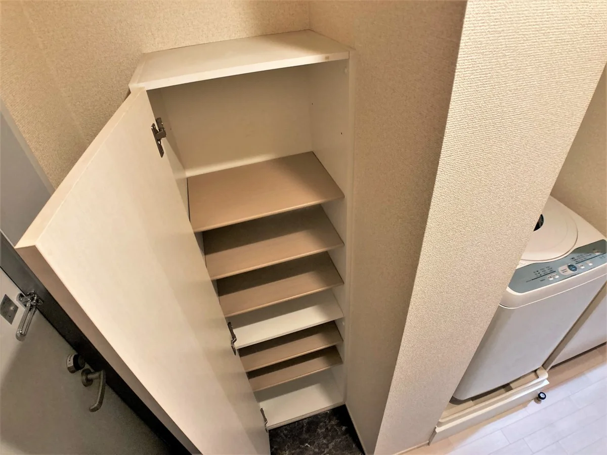 シューズボックス
