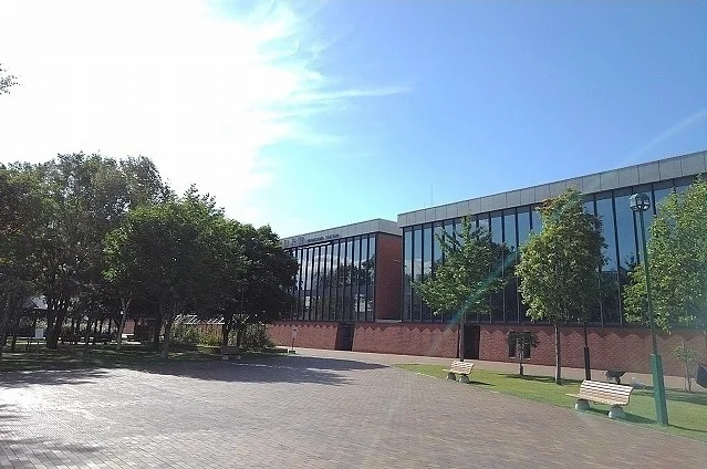 JR岩見沢駅まで550m