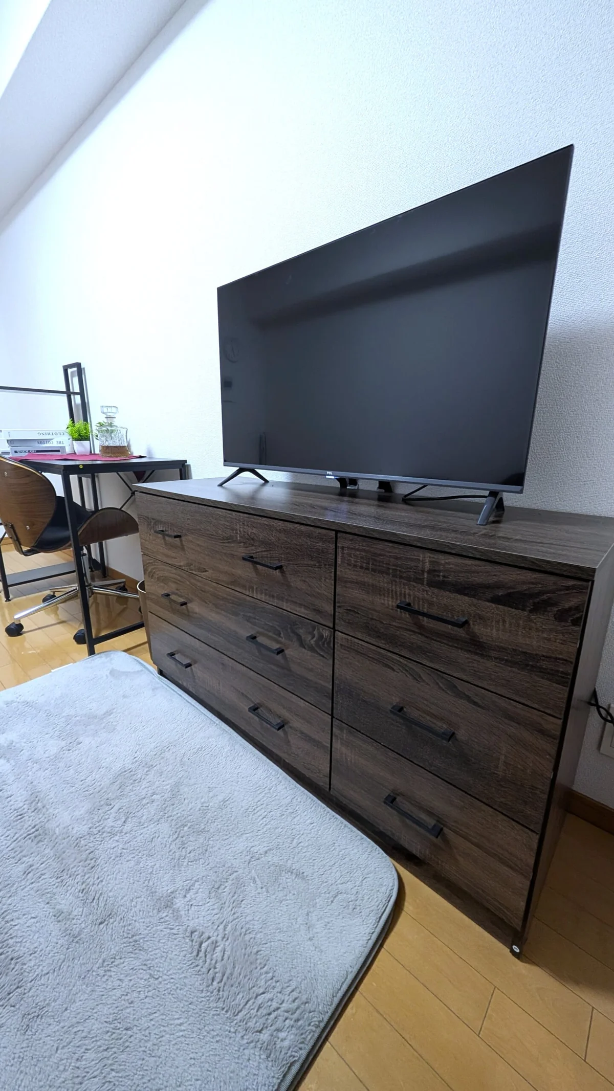 40インチの大きなテレビ♪YouTubeにNetflixも視聴可能♪