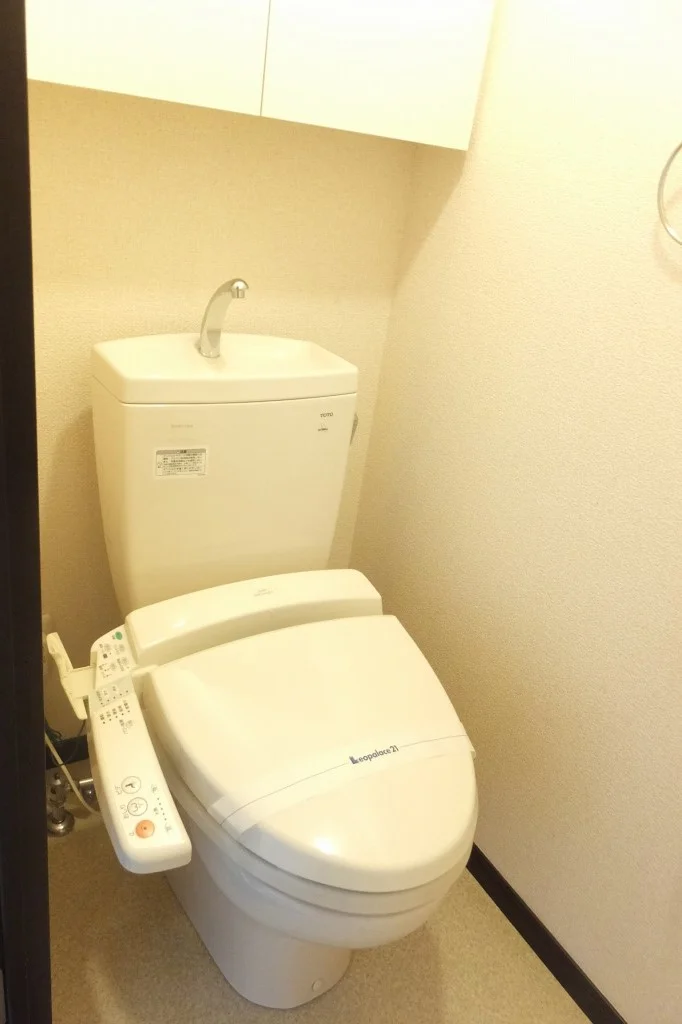 温水洗浄便座設置済み