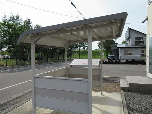 屋根付き駐輪場