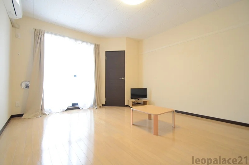 設備・使用は号室により異なる為、現況を優先致します。