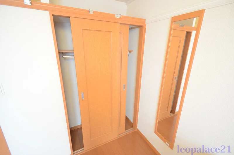 実際のお部屋と異なる場合がございます。