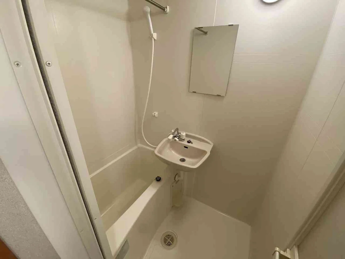 設備・仕様は号室により異なる為、現況を優先致します。