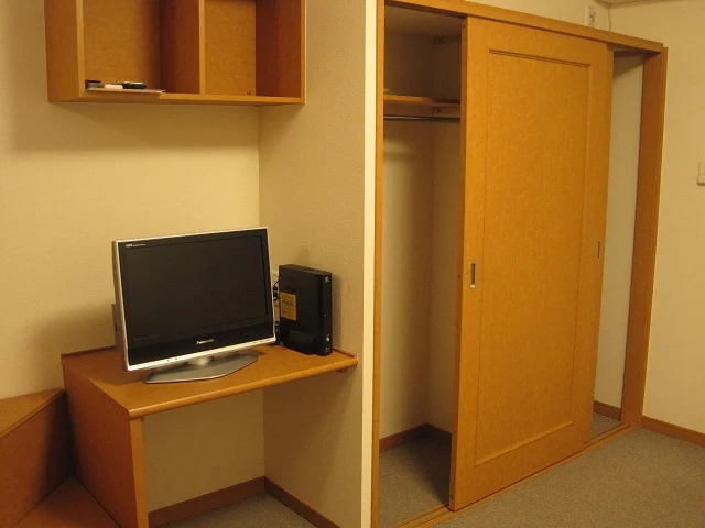 テレビ・クローゼット
