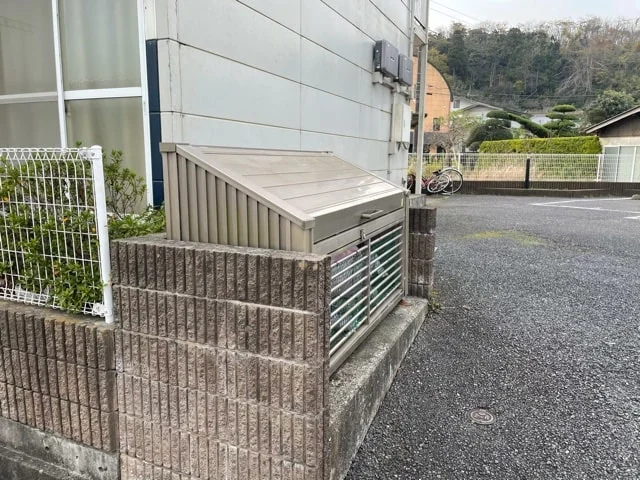 ゴミ置き場