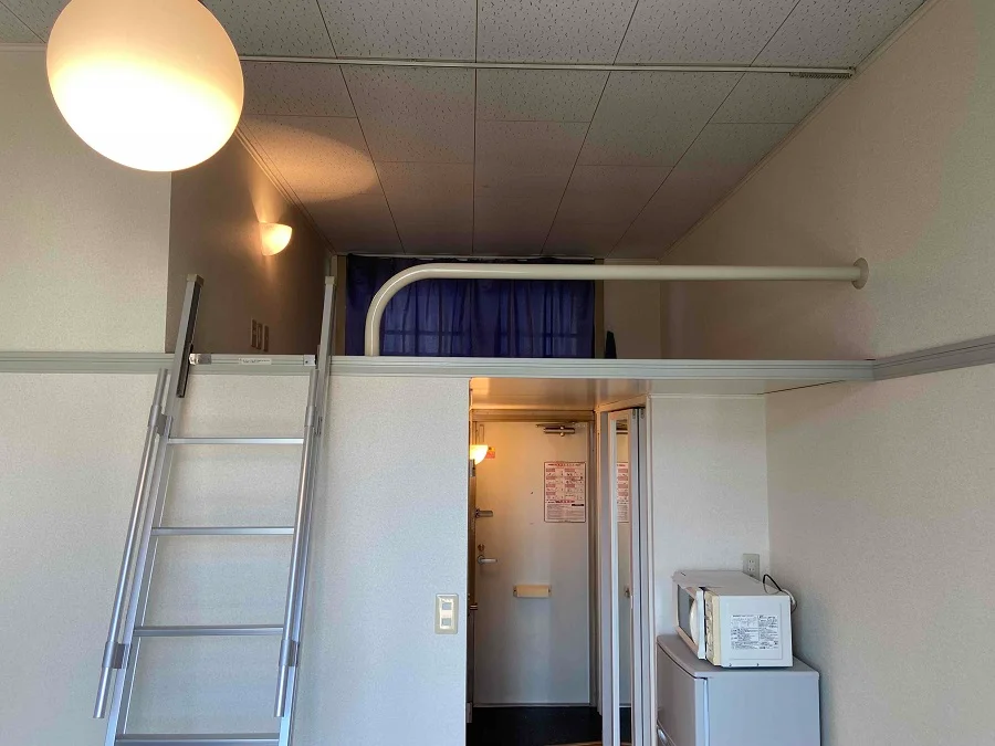 ※同タイプ部屋の写真となります（ロフト・収納）