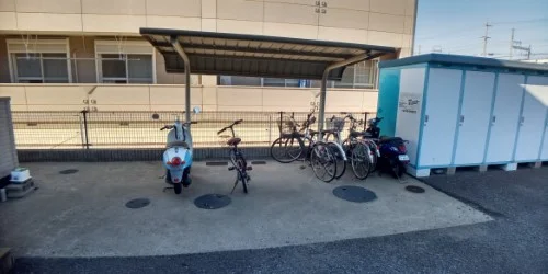 屋根付き駐輪場