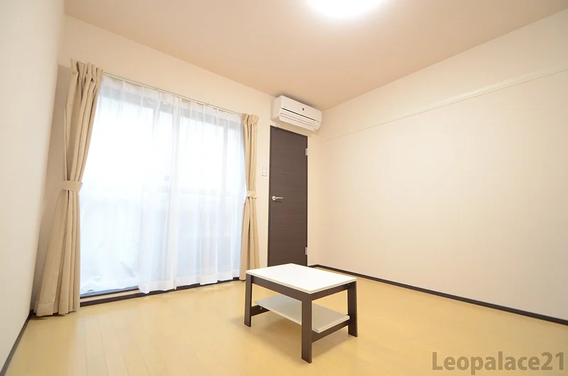 部屋によって間取り・仕様が異なります