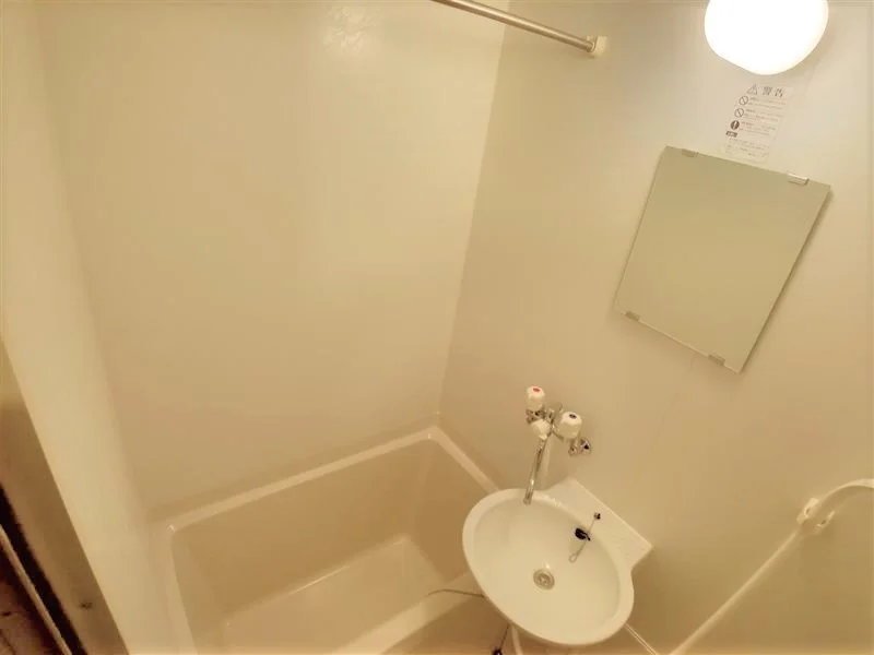 設備・仕様は号室により異なる為、現況を優先致します。