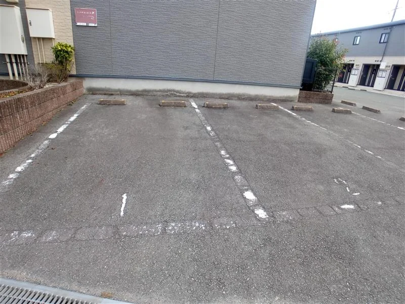 設備・仕様は号室により異なる為、現況を優先致します。