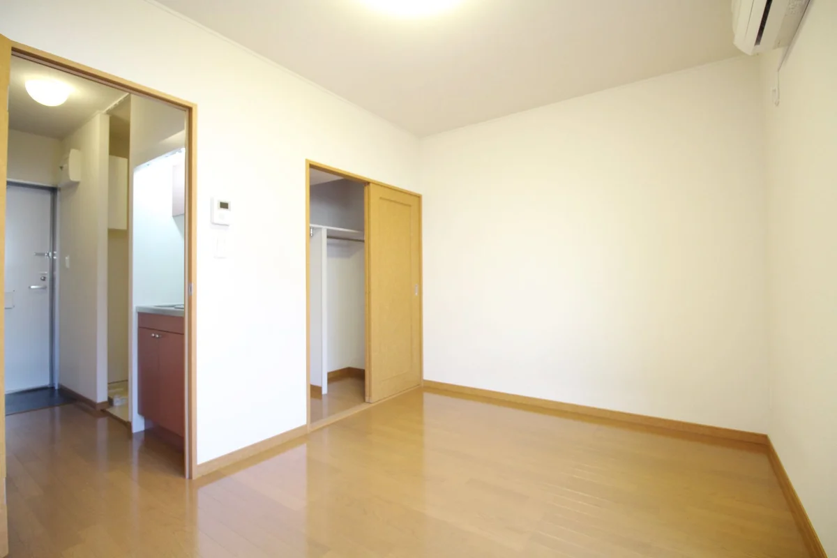 クローゼットも標準装備♪