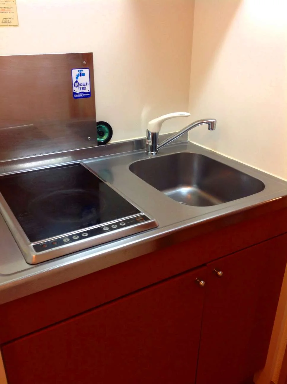 電気コンロなのでお掃除簡単！