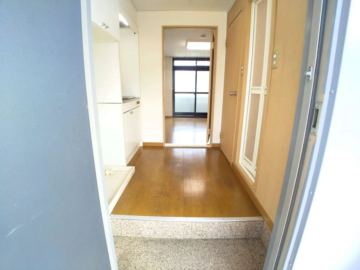 玄関ドアは防犯サムターン設置