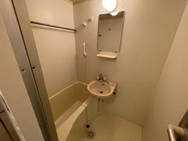 設備・仕様は号室により異なる為、現況を優先いたします。