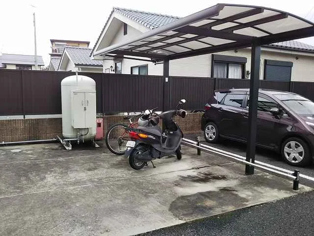 写真と現状が異なる場合は現状を優先します。