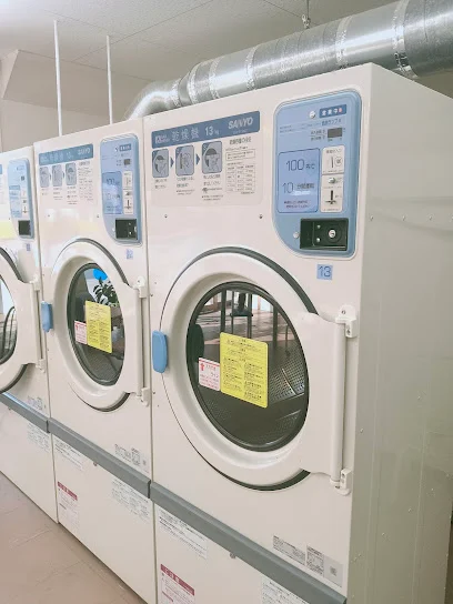 コインランドリー清水まで徒歩4分