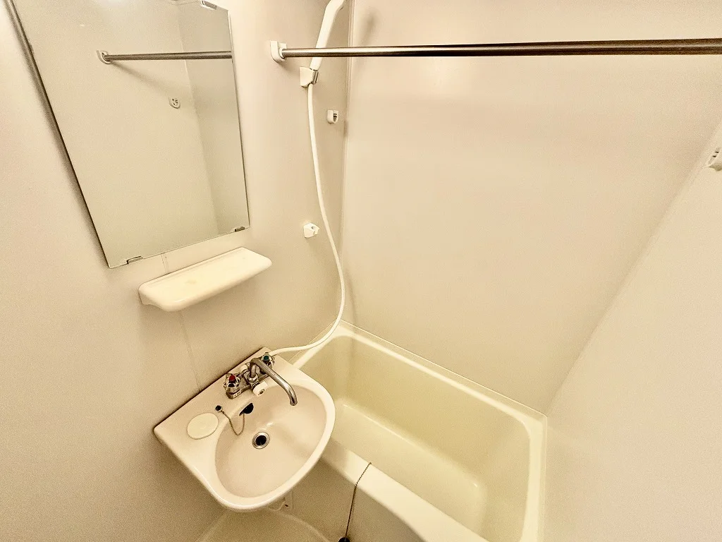 設備・仕様は号室により異なる為、現況を優先いたします。