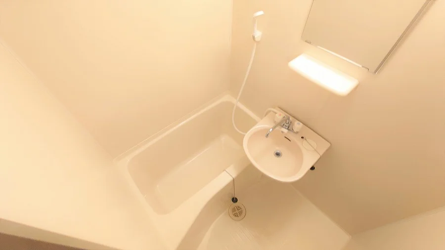 設備・仕様は号室により異なる為、現況を優先いたします。