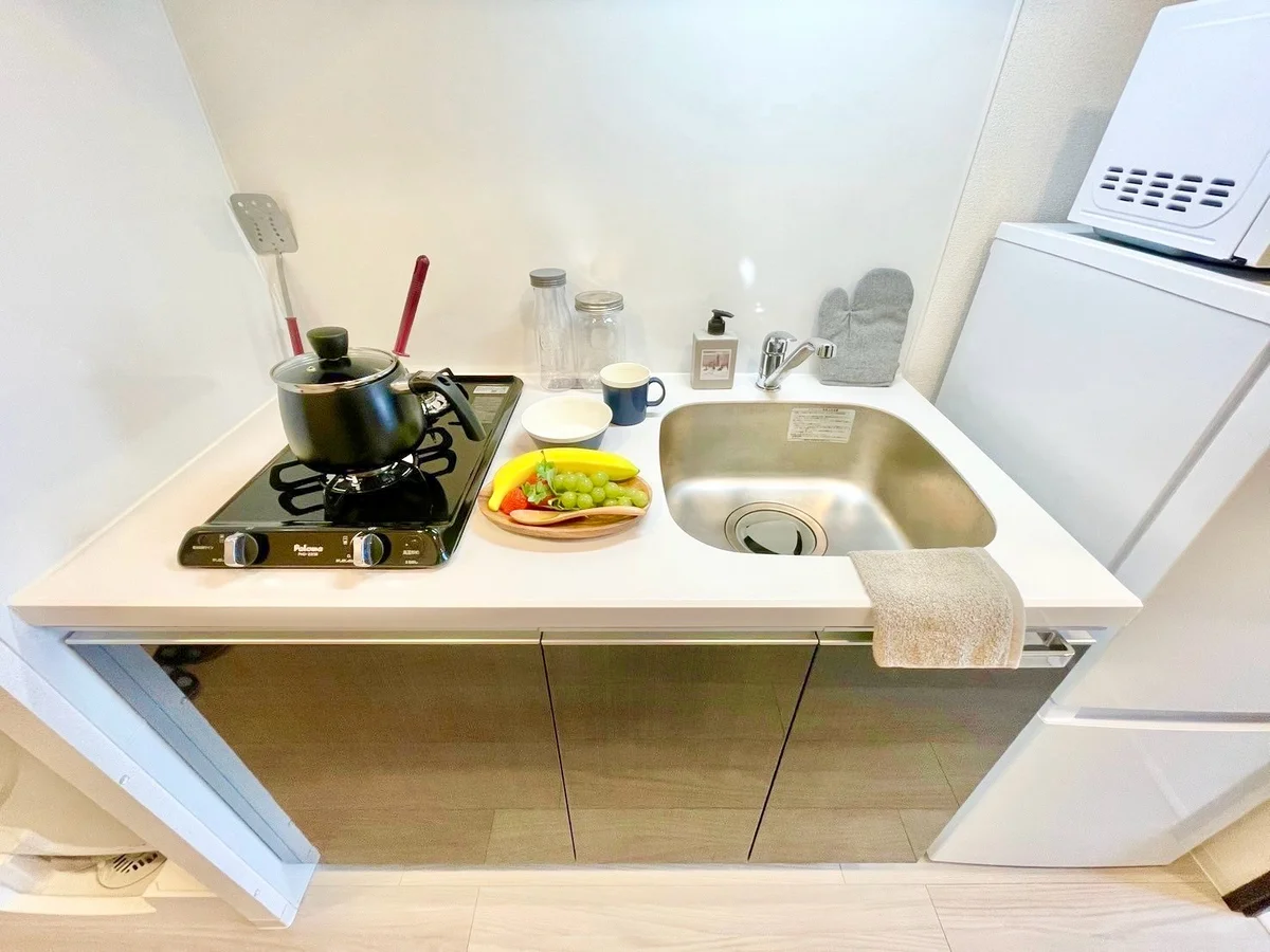 ※撮影用の観葉植物・食器調理器具・雑貨類等はございません。※図面・写真は現況優先。