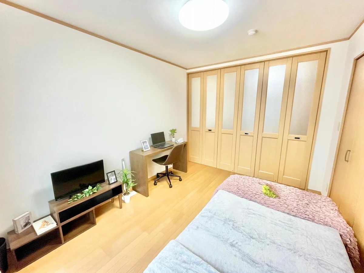 ※撮影用の観葉植物・食器調理器具・雑貨類等はございません。※図面・写真は現況優先。