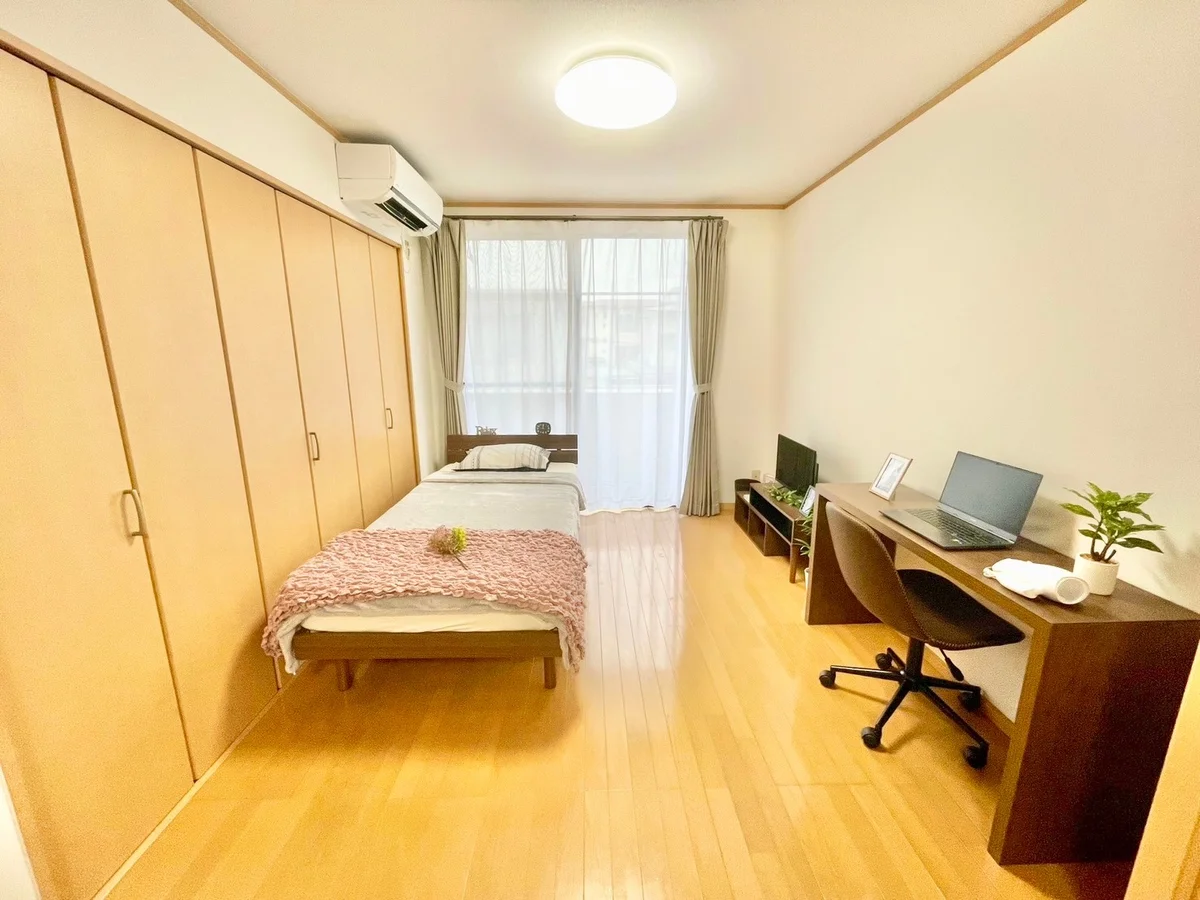 ※撮影用の観葉植物・食器調理器具・雑貨類等はございません。※図面・写真は現況優先。