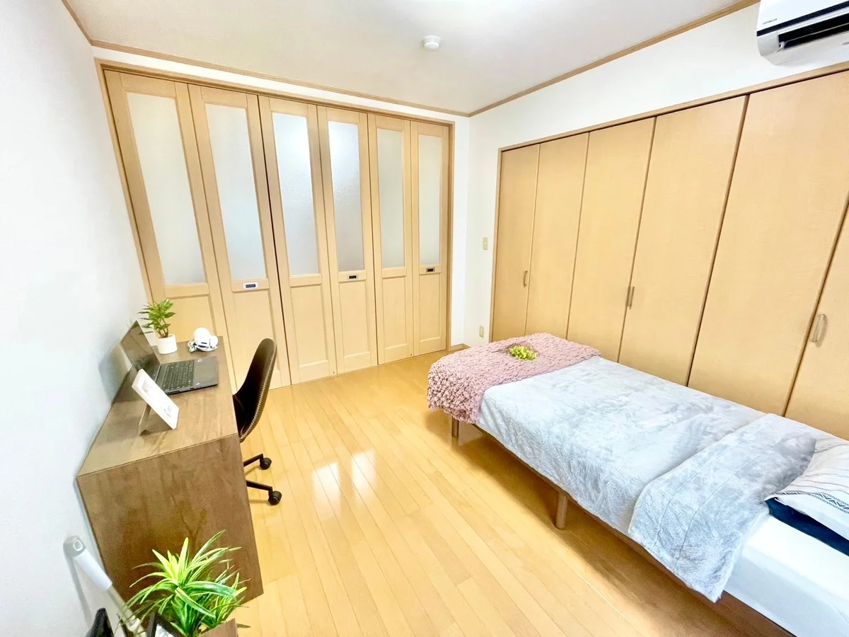 ※撮影用の観葉植物・食器調理器具・雑貨類等はございません。※図面・写真は現況優先。