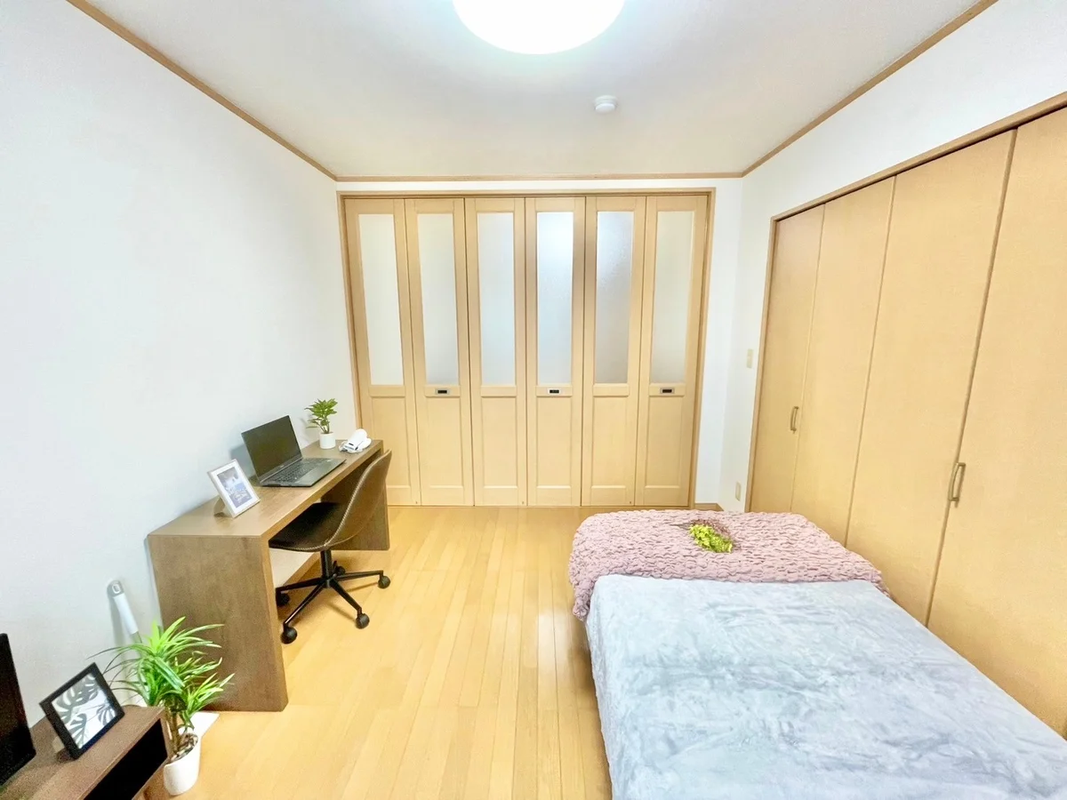 ※撮影用の観葉植物・食器調理器具・雑貨類等はございません。※図面・写真は現況優先。