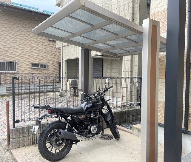 屋根付き駐輪場