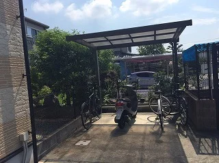 屋根付き駐輪場