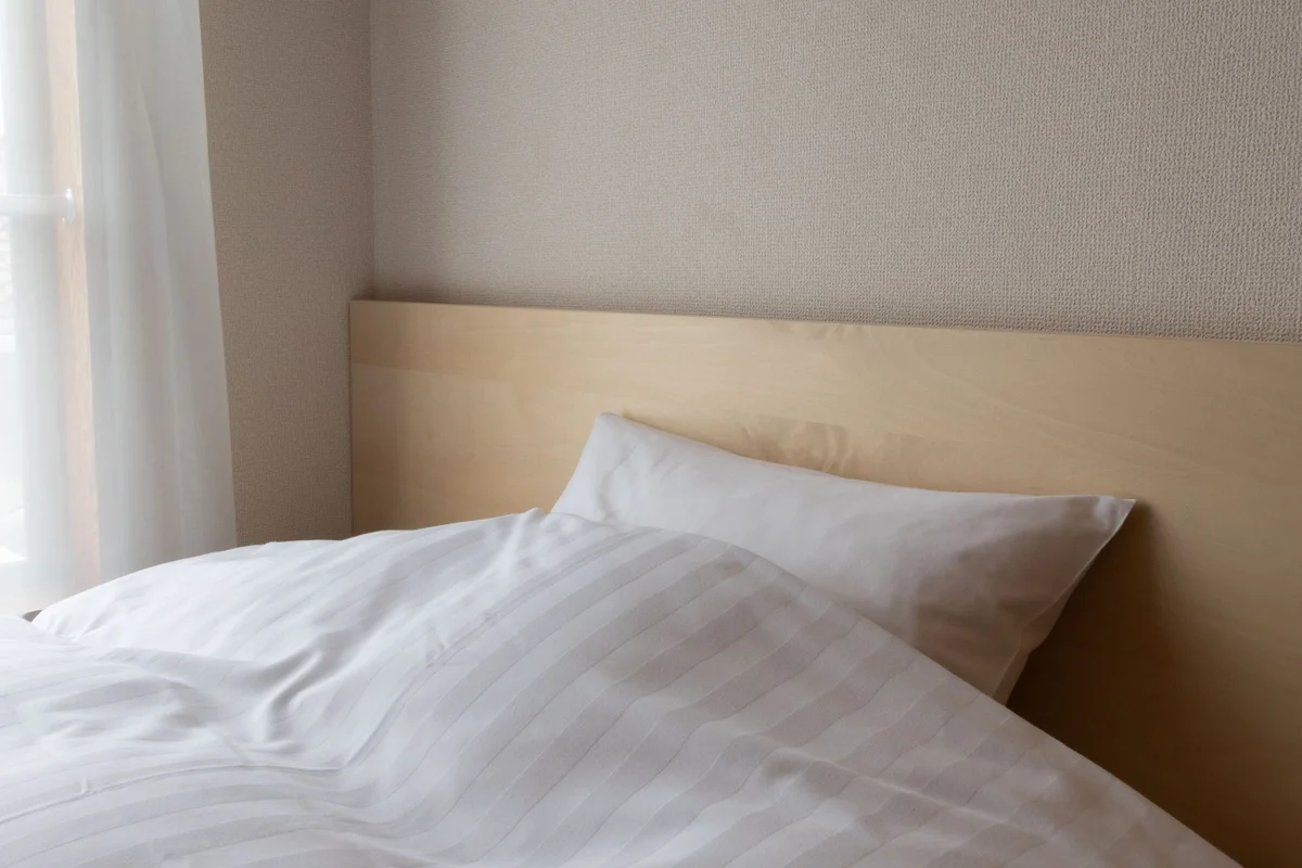 まるでホテルのような、くつろげるベッドスペースです。