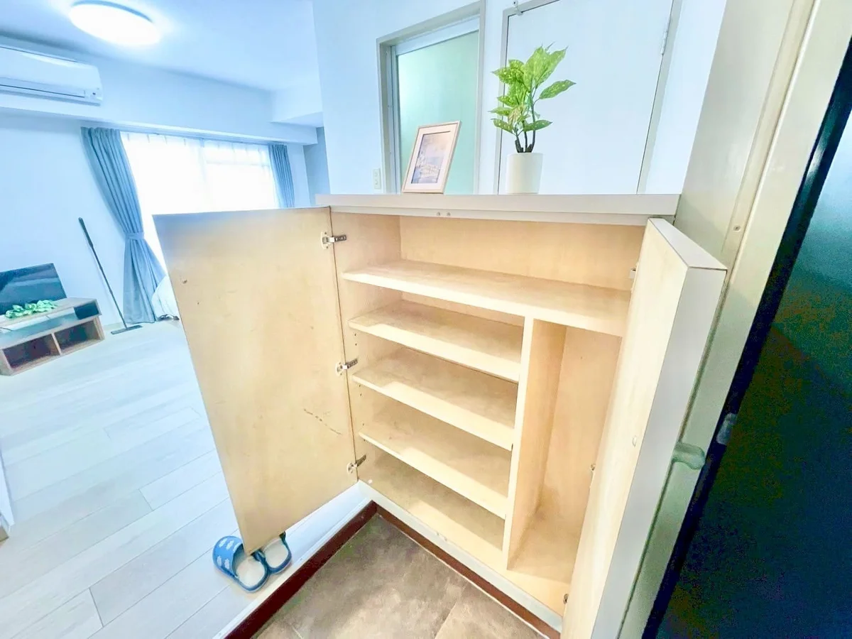 ※撮影用の観葉植物・食器調理器具・雑貨類等はございません。※図面・写真は現況優先。