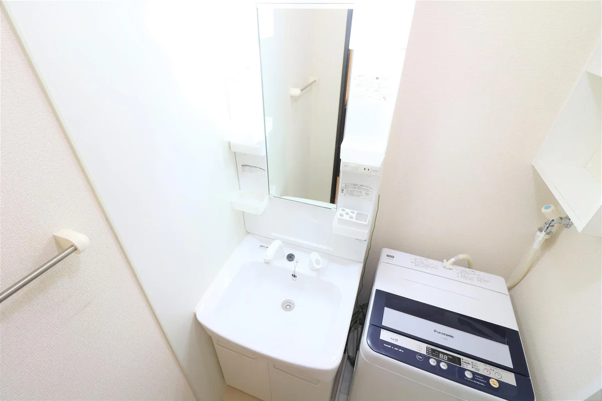 独立洗面台を完備しており女性の方にはおススメ！