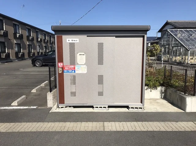 ゴミ捨て場