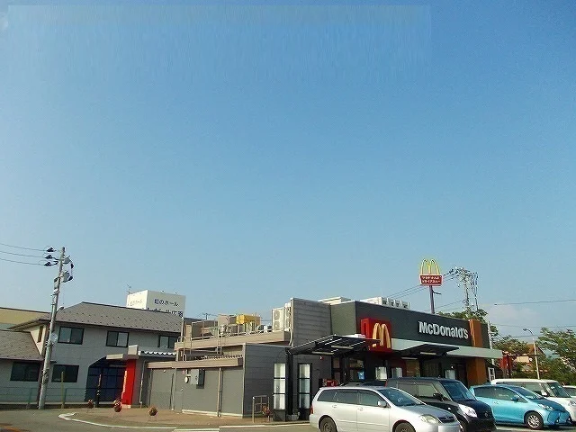 マクドナルド　広面店まで450m