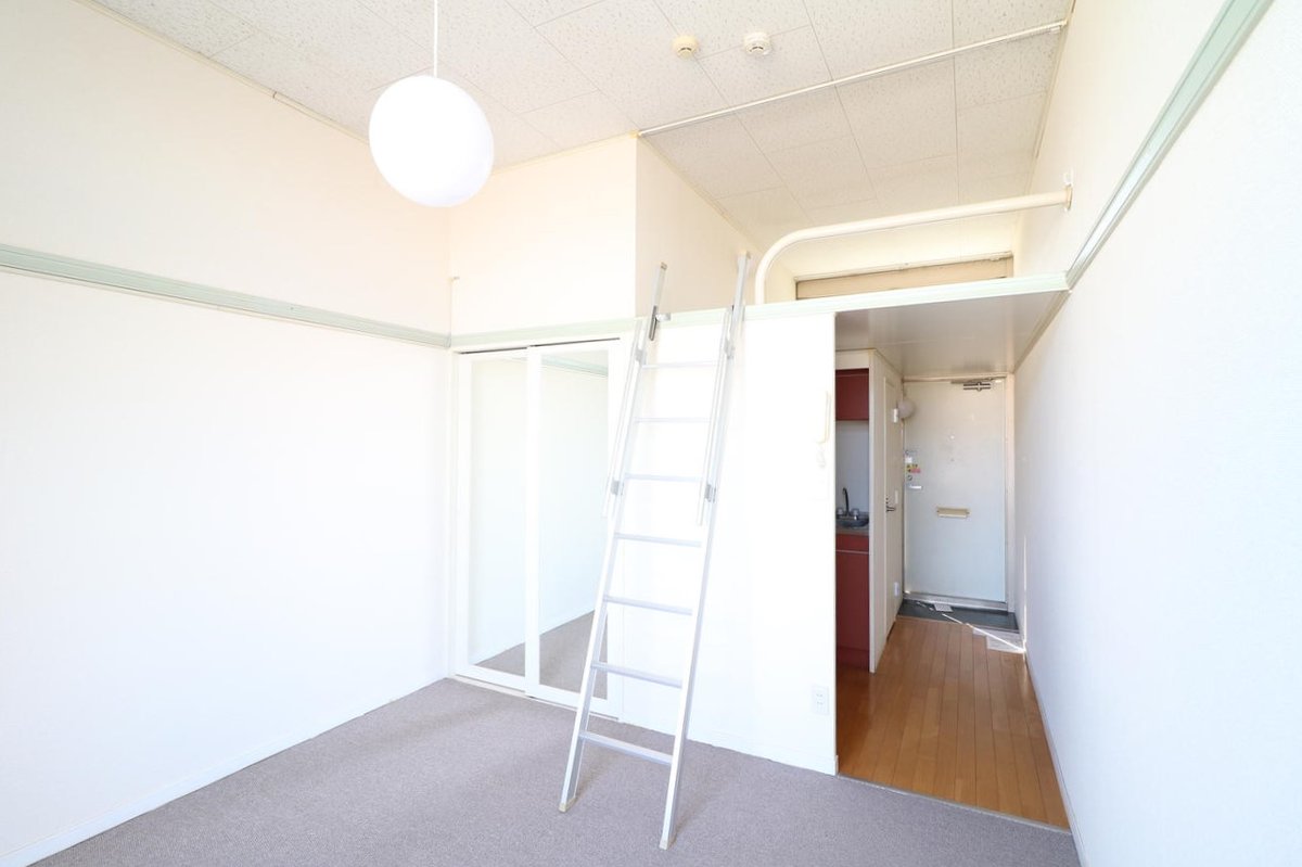 （※一部の号室で家具家電なし）１Ｆ・２Ｆ絨毯仕様