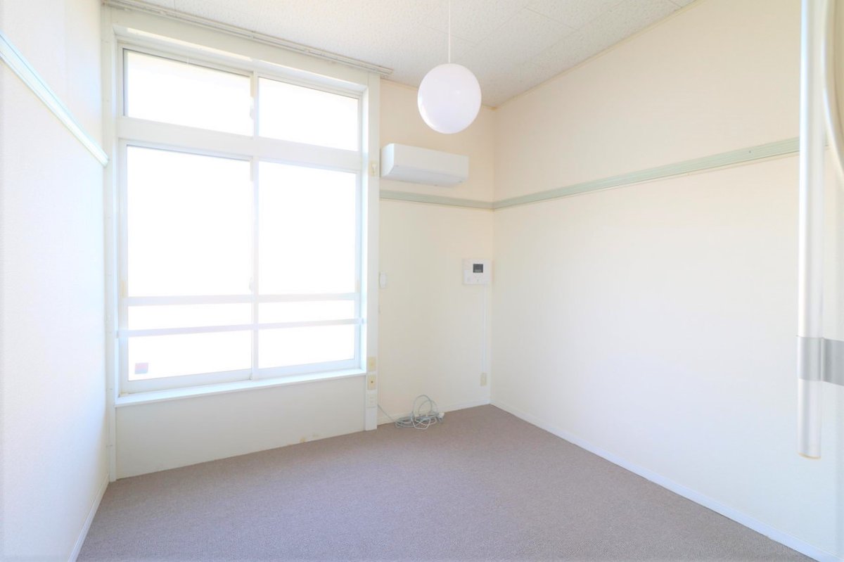 （※一部の号室で家具家電なし）１Ｆ・２Ｆ絨毯仕様