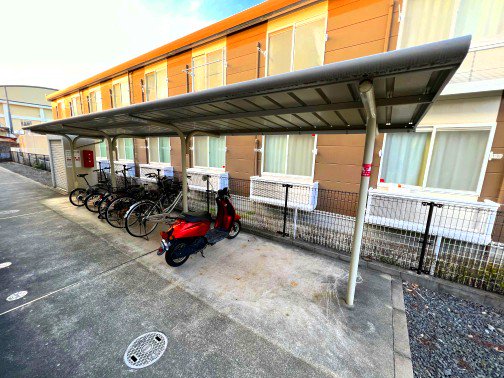 屋根付き駐輪場