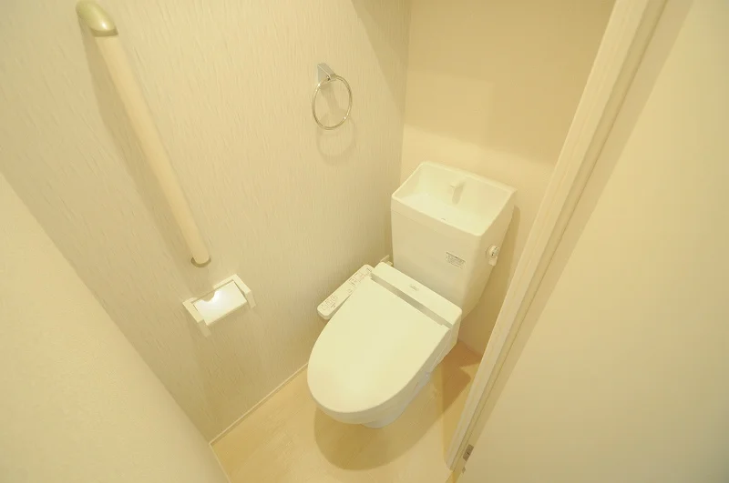 同シリーズの類似となります。現況を優先致します。