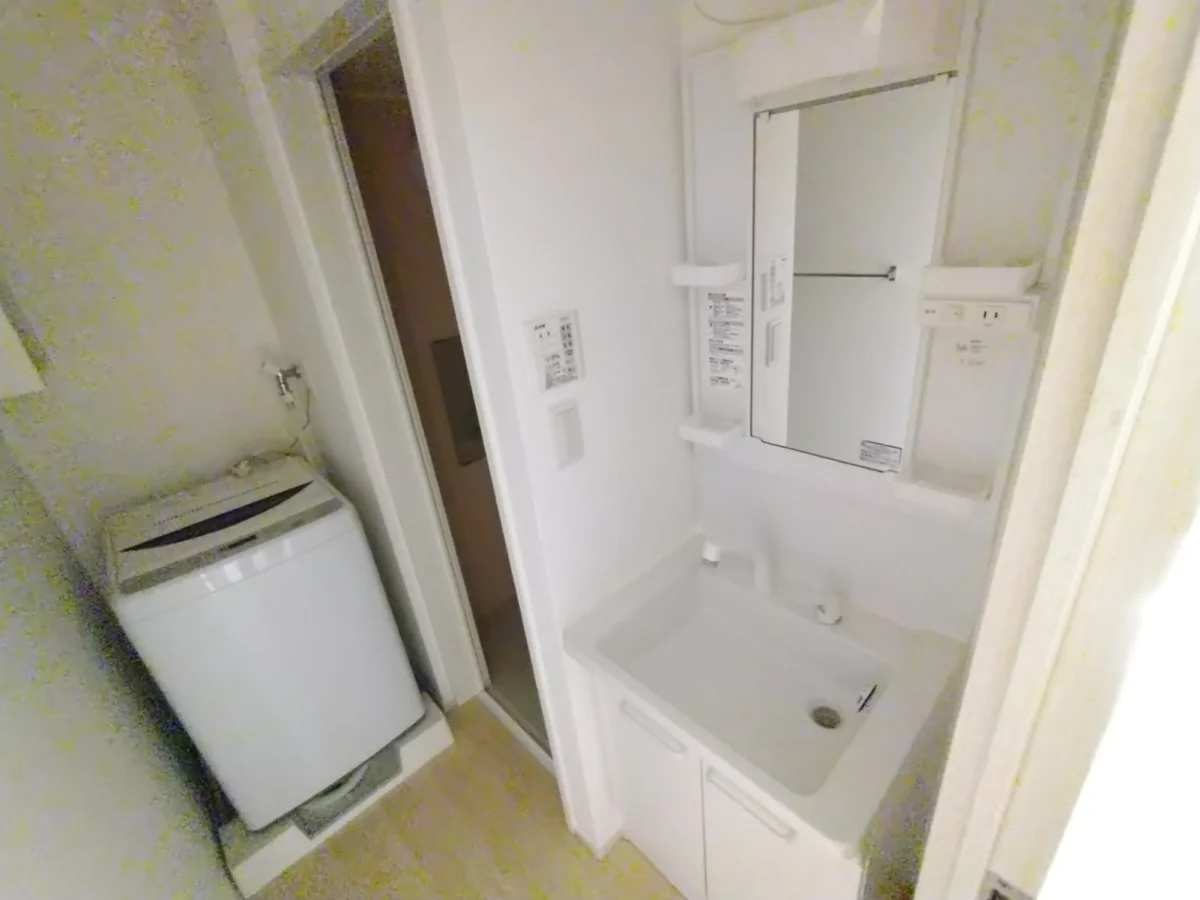 独立洗面台付きです♪