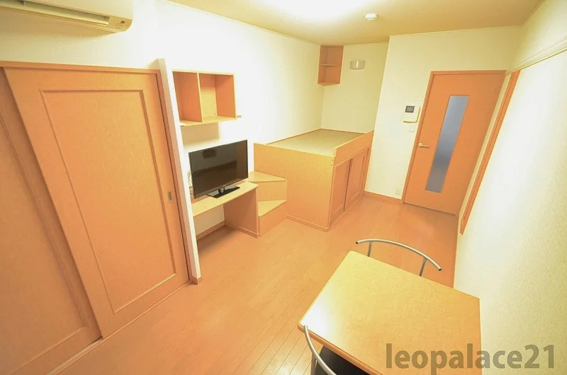 設備・仕様は号室により異なる為現況を優先致します。