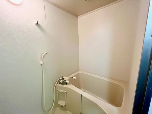 設備・使用は号室により異なる為、現状を優先いたします